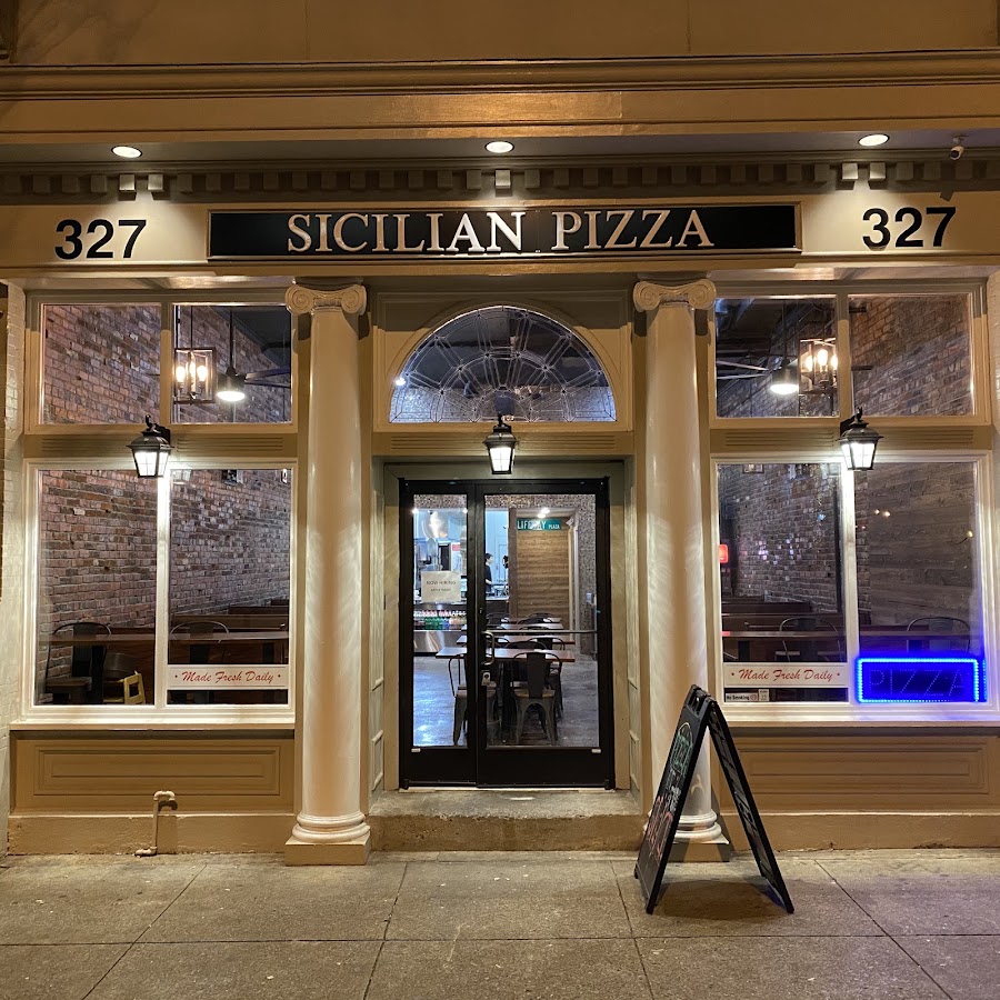 Sicilian Pizza on Union Street, downtown Nashville