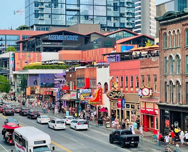 A busy afternoon on Lower Broadway in Nashville